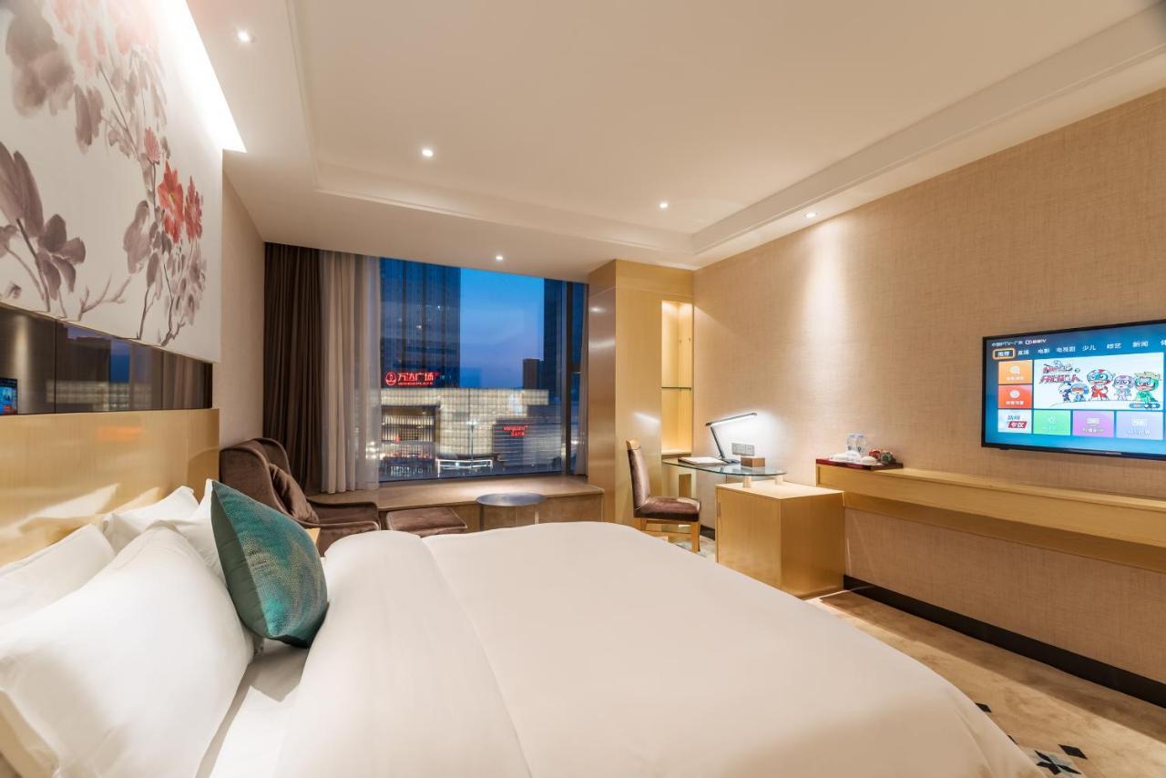 Paco Hotel Luogang Wanda Plaza Branch Canton Esterno foto
