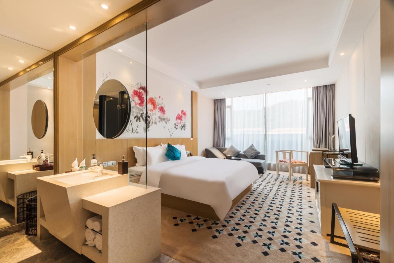 Paco Hotel Luogang Wanda Plaza Branch Canton Esterno foto
