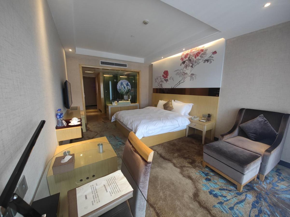 Paco Hotel Luogang Wanda Plaza Branch Canton Esterno foto