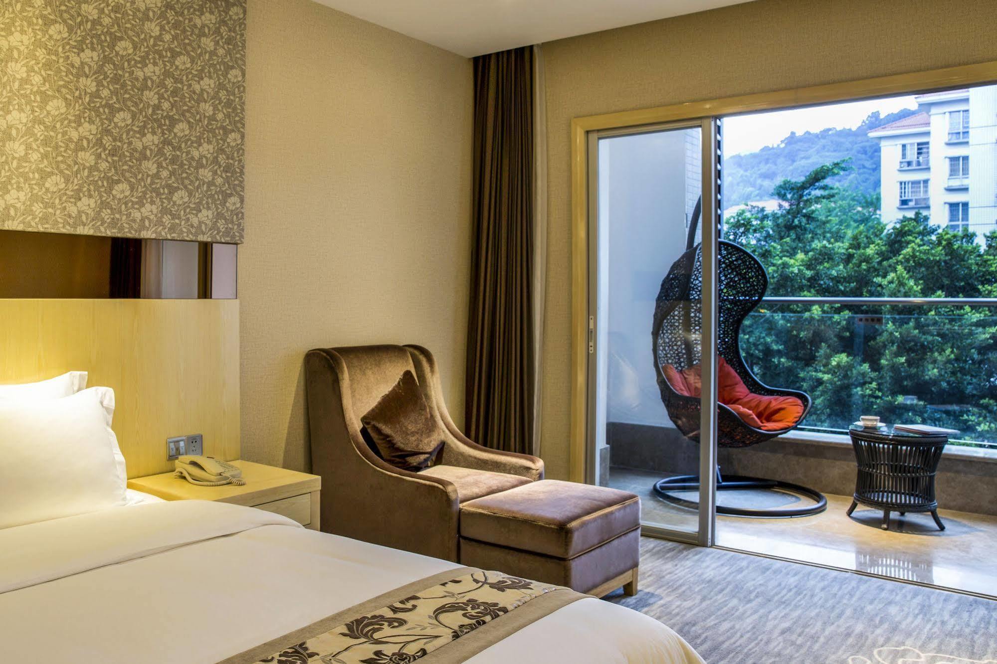 Paco Hotel Luogang Wanda Plaza Branch Canton Esterno foto